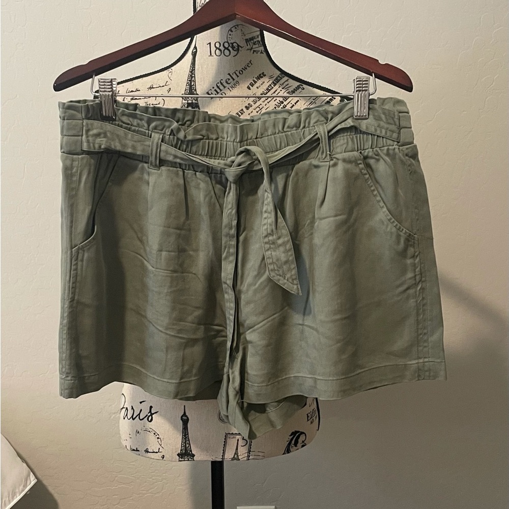 Jolt Brand Tie Waist Shorts Size XL
